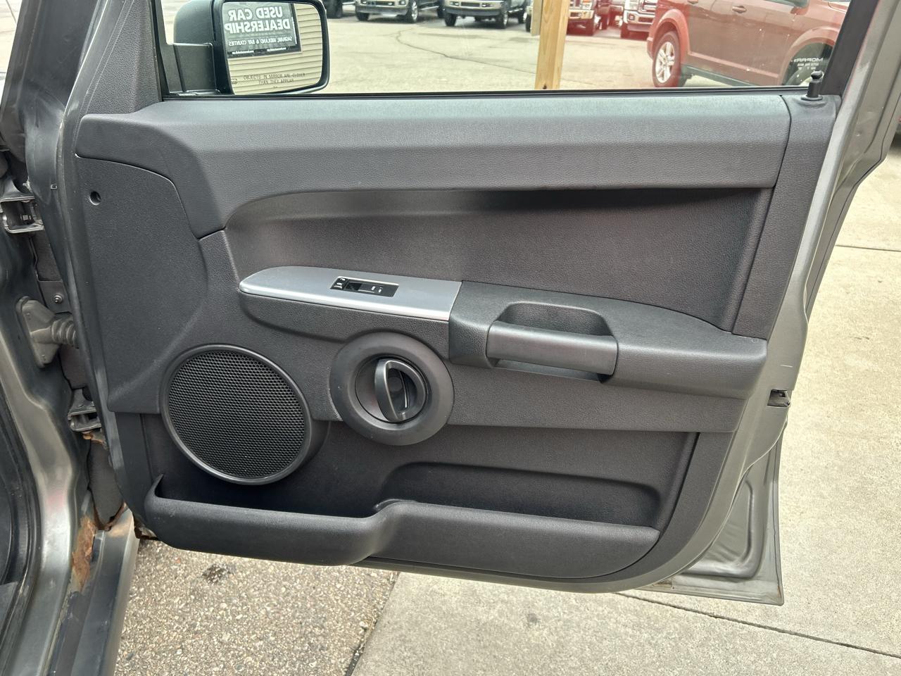 Jeep Commander 4WD 4dr Sport 2008