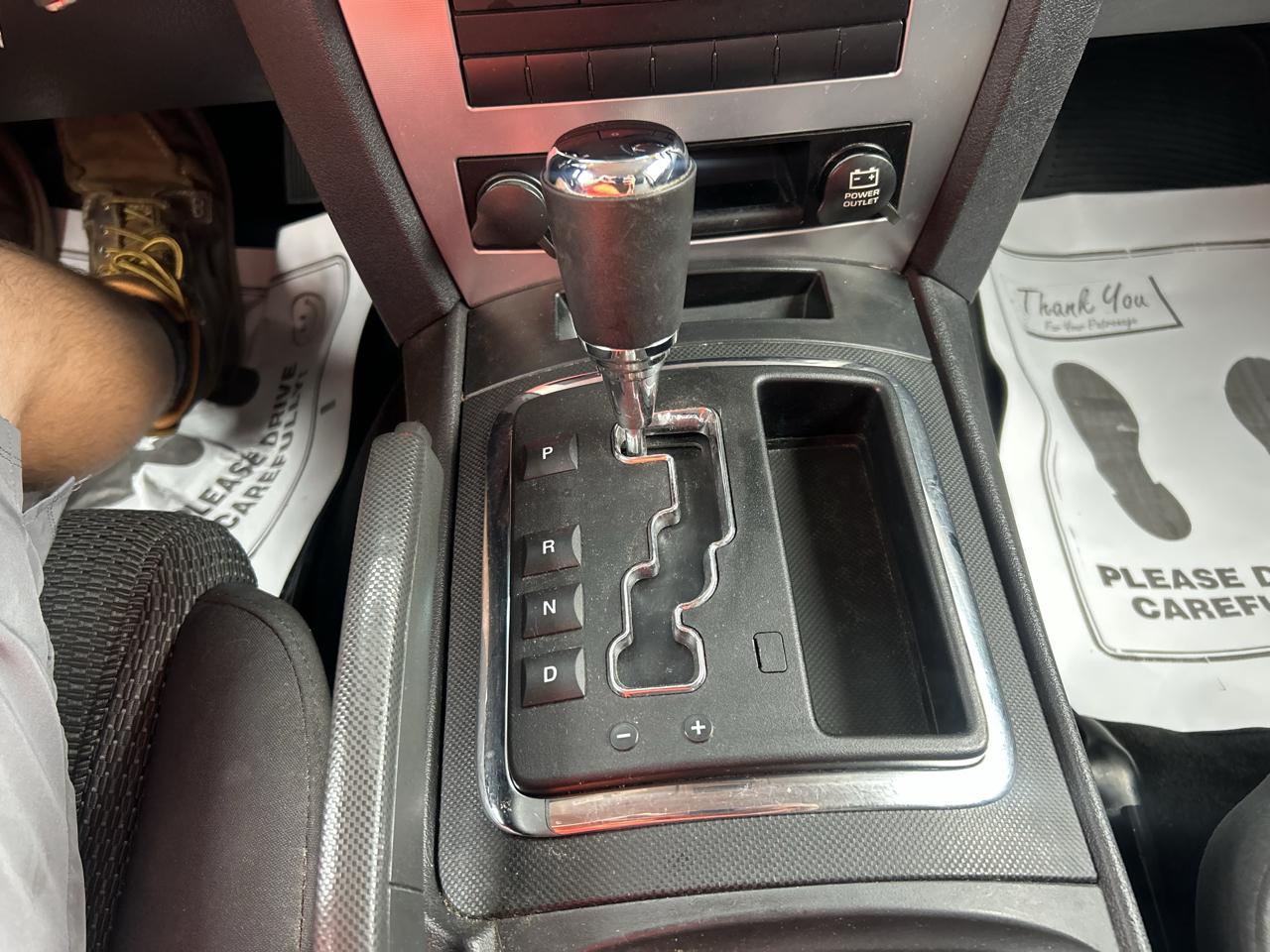 Jeep Commander 4WD 4dr Sport 2008