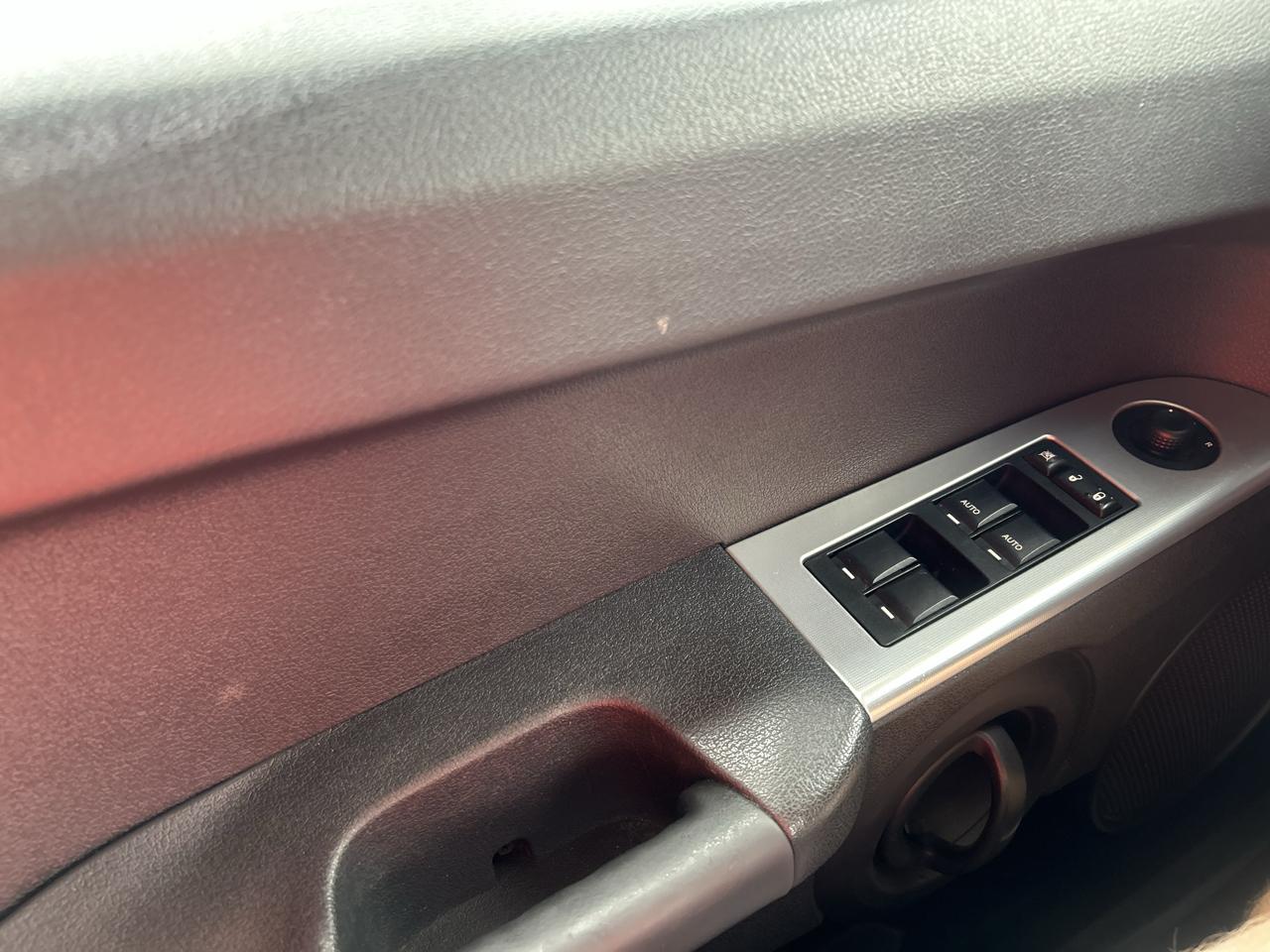 Jeep Commander 4WD 4dr Sport 2008