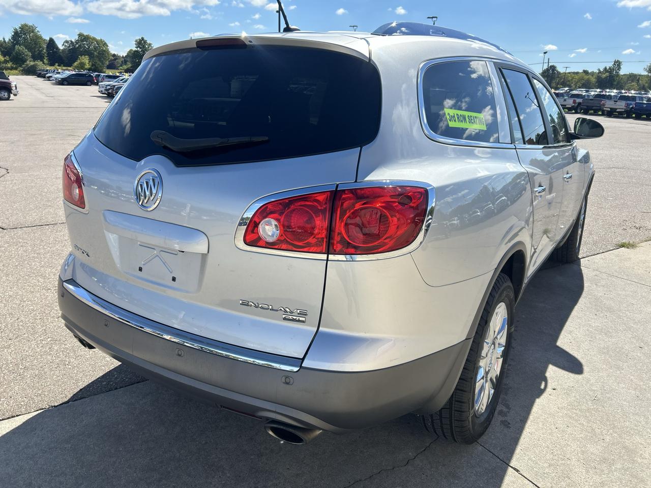 Buick Enclave FWD 4dr CXL-1 2011