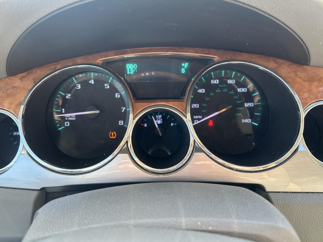 Buick Enclave FWD 4dr CXL-1 2011