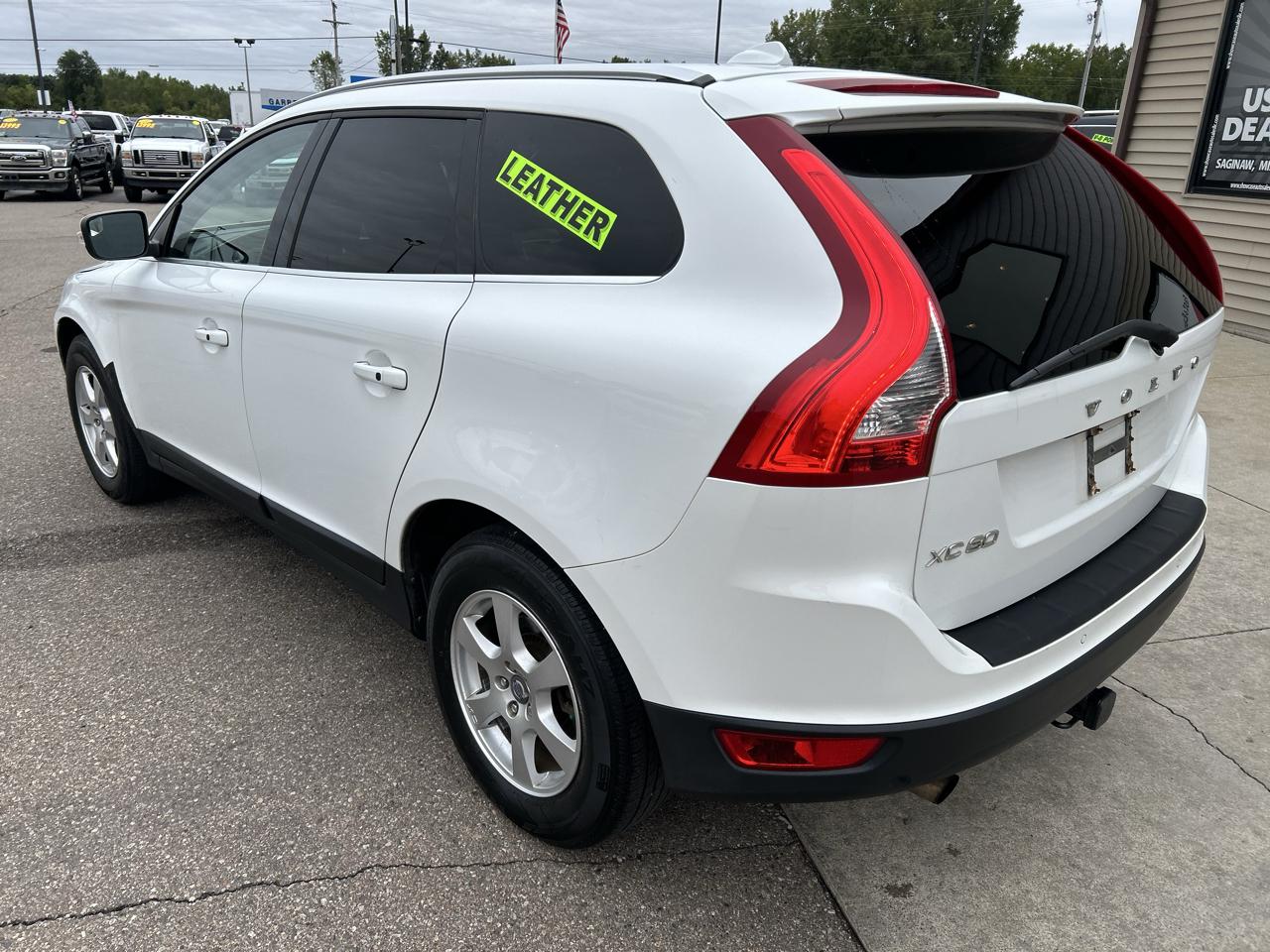 Volvo XC60 4dr 3.2L 2011