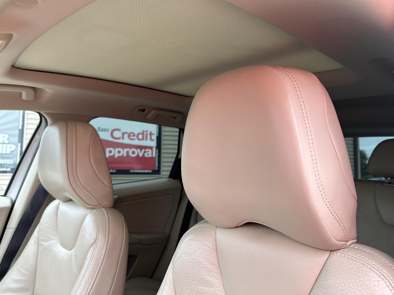 Volvo XC60 4dr 3.2L 2011