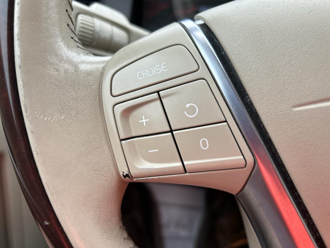 Volvo XC60 4dr 3.2L 2011