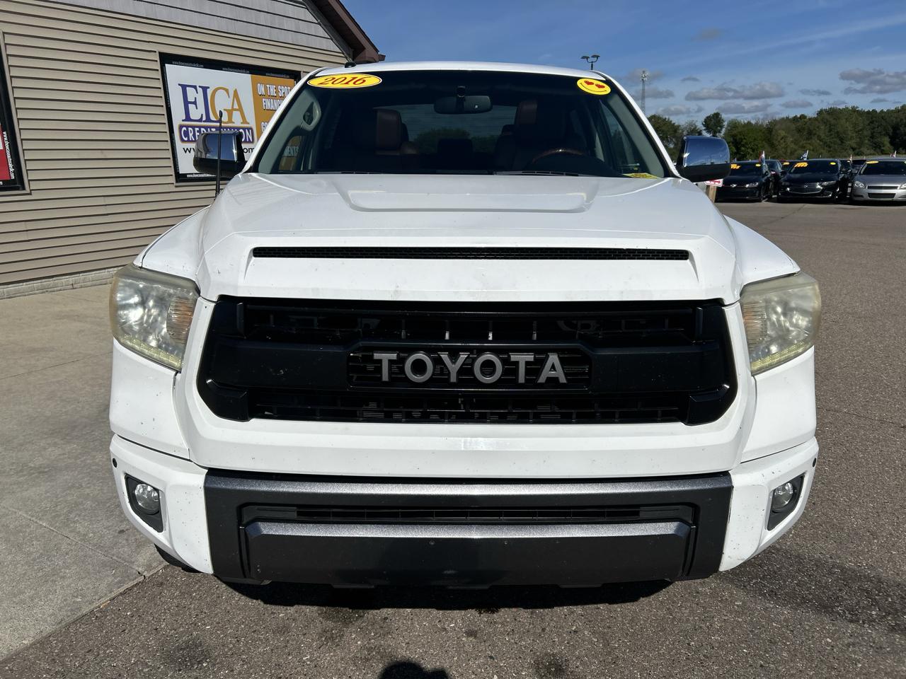 Toyota Tundra 4WD Truck CrewMax 5.7L V8 6-Spd AT Platinum (Natl) 2016