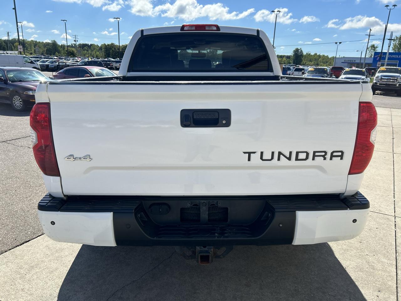 Toyota Tundra 4WD Truck CrewMax 5.7L V8 6-Spd AT Platinum (Natl) 2016