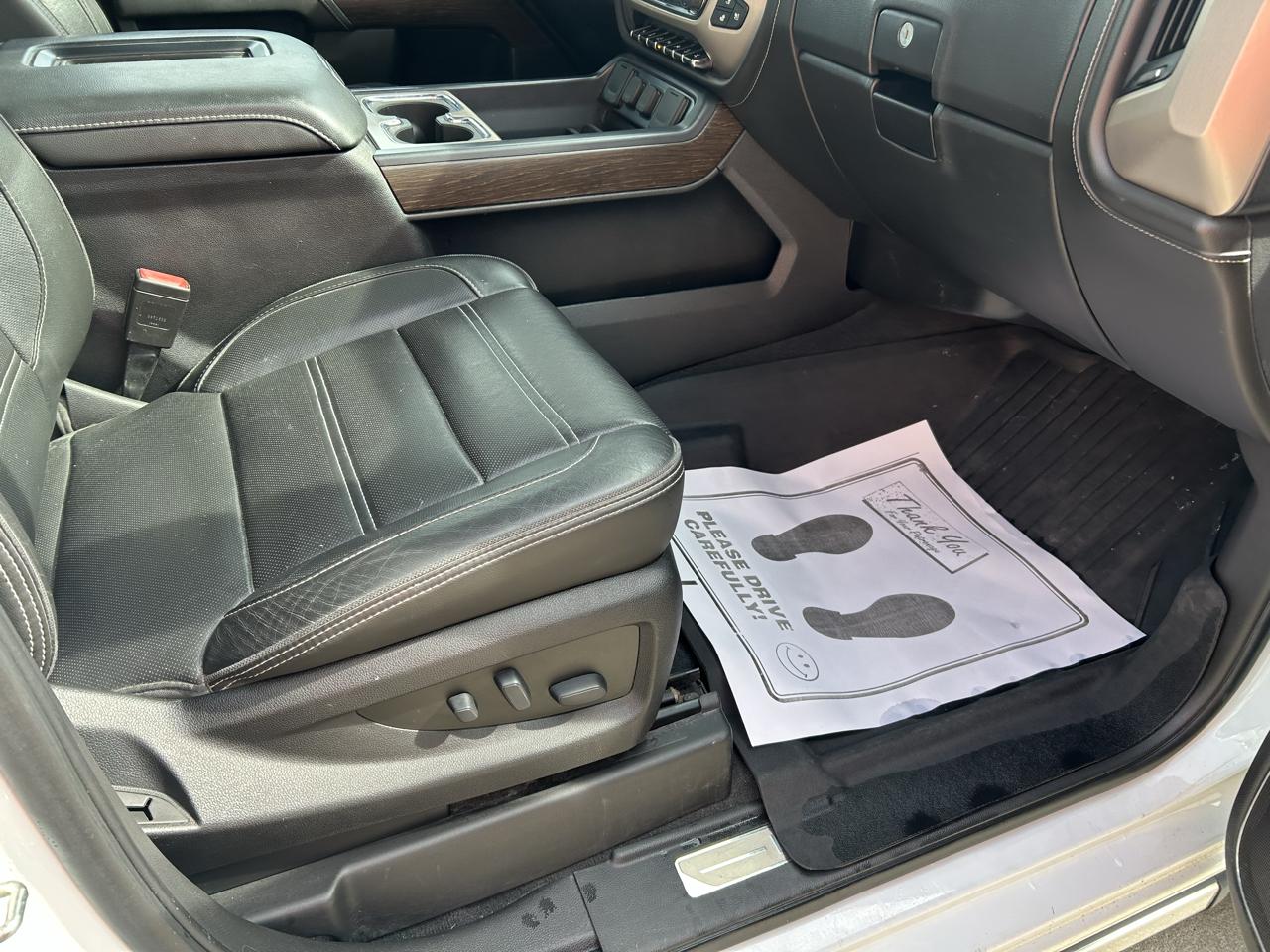 GMC Sierra 1500 4WD Crew Cab 143.5" Denali 2018