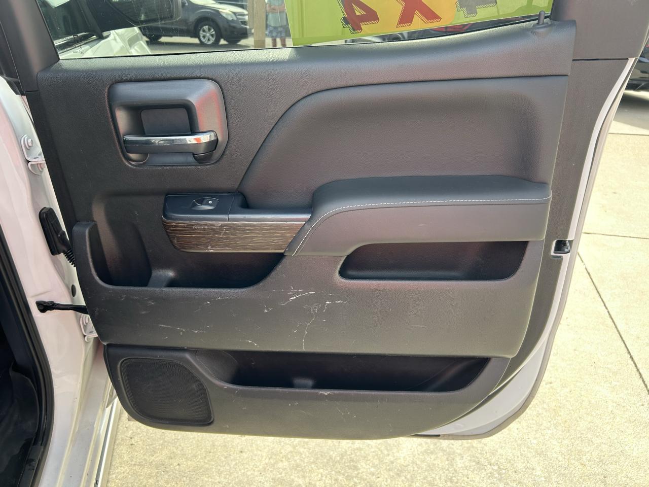 GMC Sierra 1500 4WD Crew Cab 143.5" Denali 2018