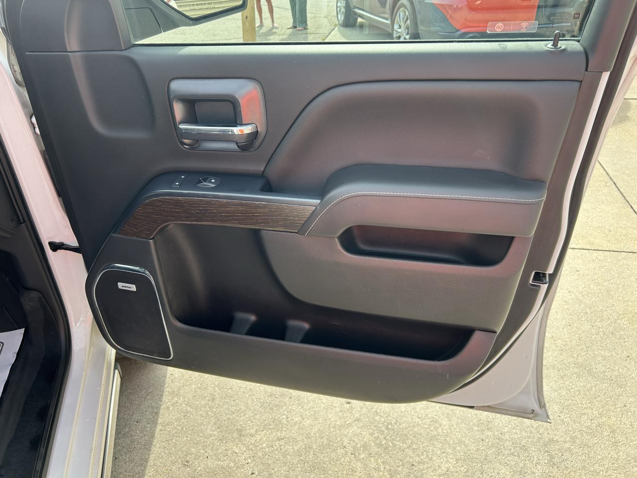 GMC Sierra 1500 4WD Crew Cab 143.5" Denali 2018
