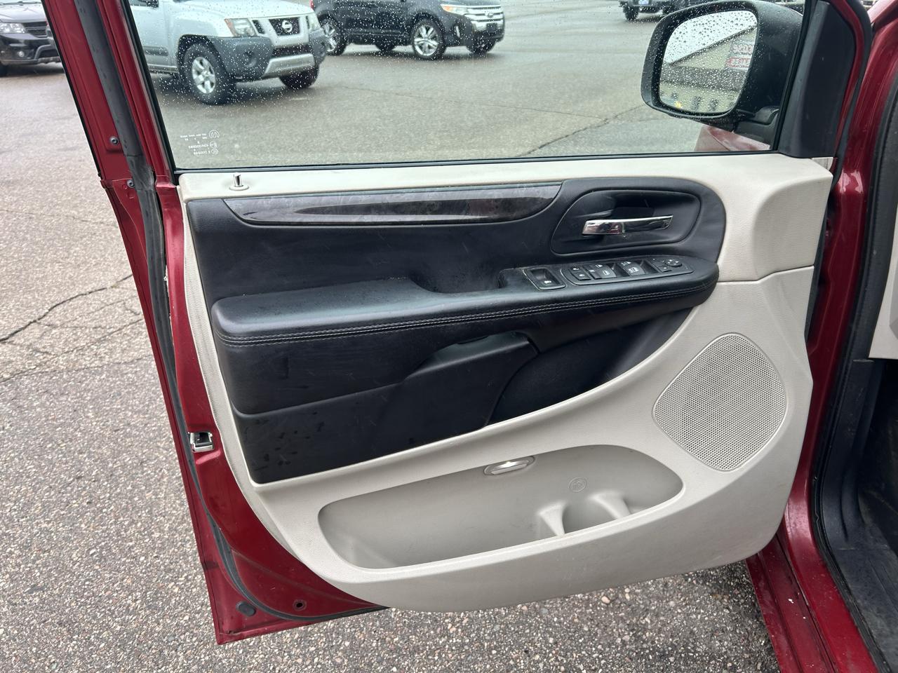 Dodge Grand Caravan 4dr Wgn SXT 2014