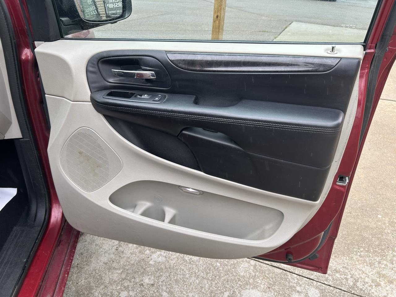 Dodge Grand Caravan 4dr Wgn SXT 2014