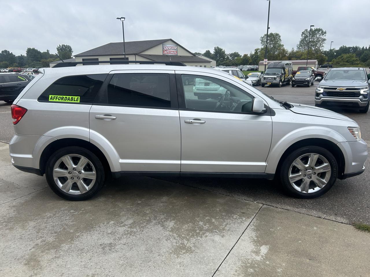 Dodge Journey FWD 4dr SXT 2012