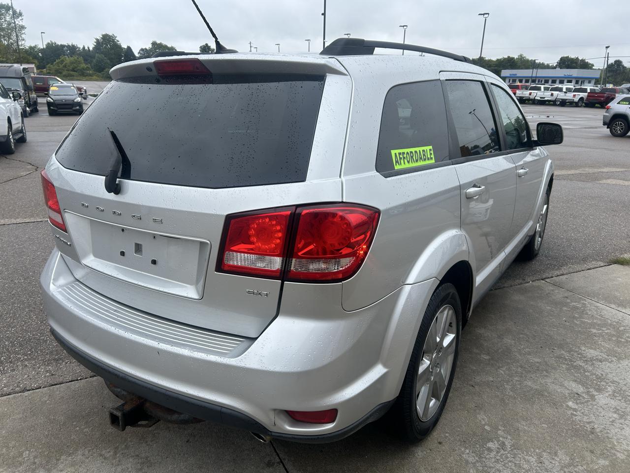 Dodge Journey FWD 4dr SXT 2012