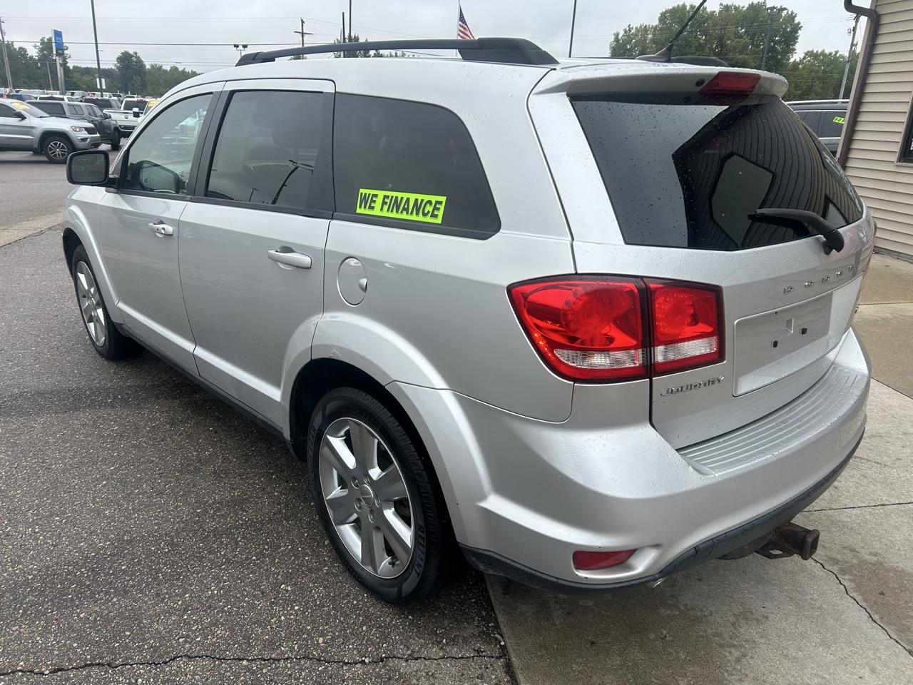 Dodge Journey FWD 4dr SXT 2012