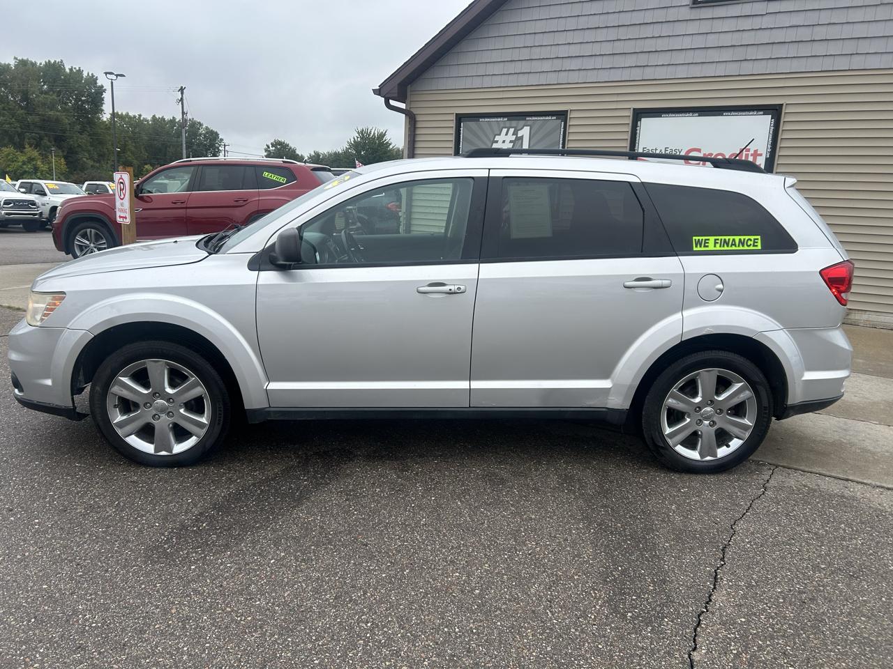 Dodge Journey FWD 4dr SXT 2012