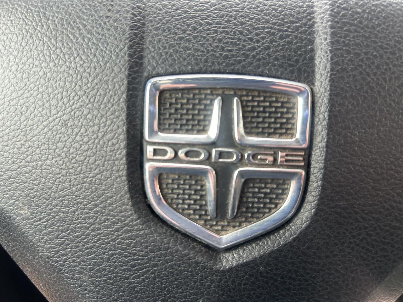 Dodge Journey FWD 4dr SXT 2012