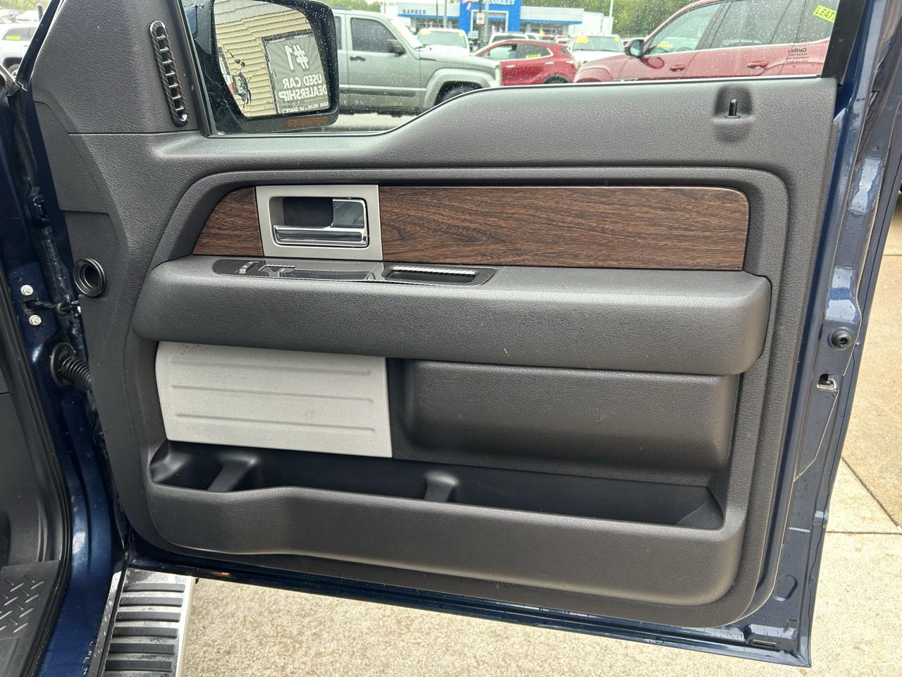 Ford F-150 4WD SuperCrew 145" Lariat 2013