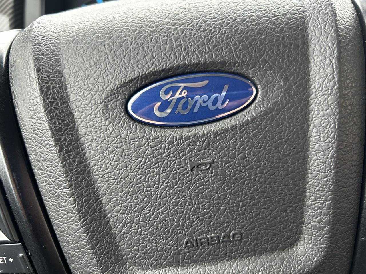Ford F-150 4WD SuperCrew 145" Lariat 2013