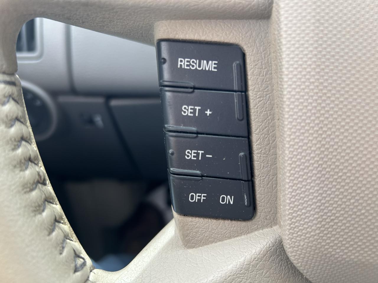 Ford Edge 4dr SEL FWD 2010