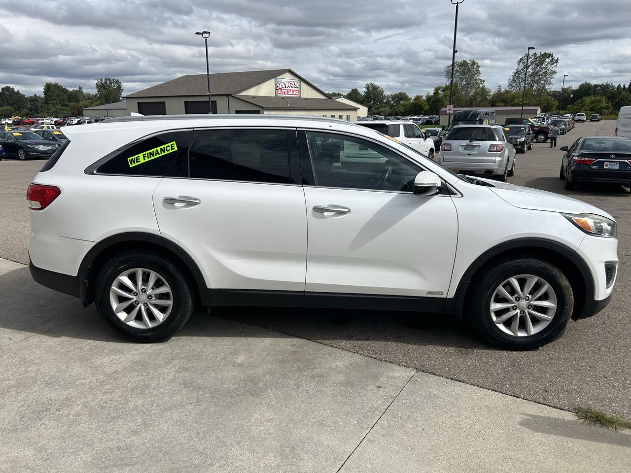 Kia Sorento AWD 4dr 2.4L LX 2016