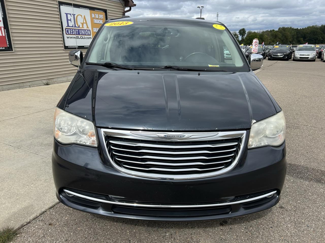 Chrysler Town & Country 4dr Wgn Touring-L 2013