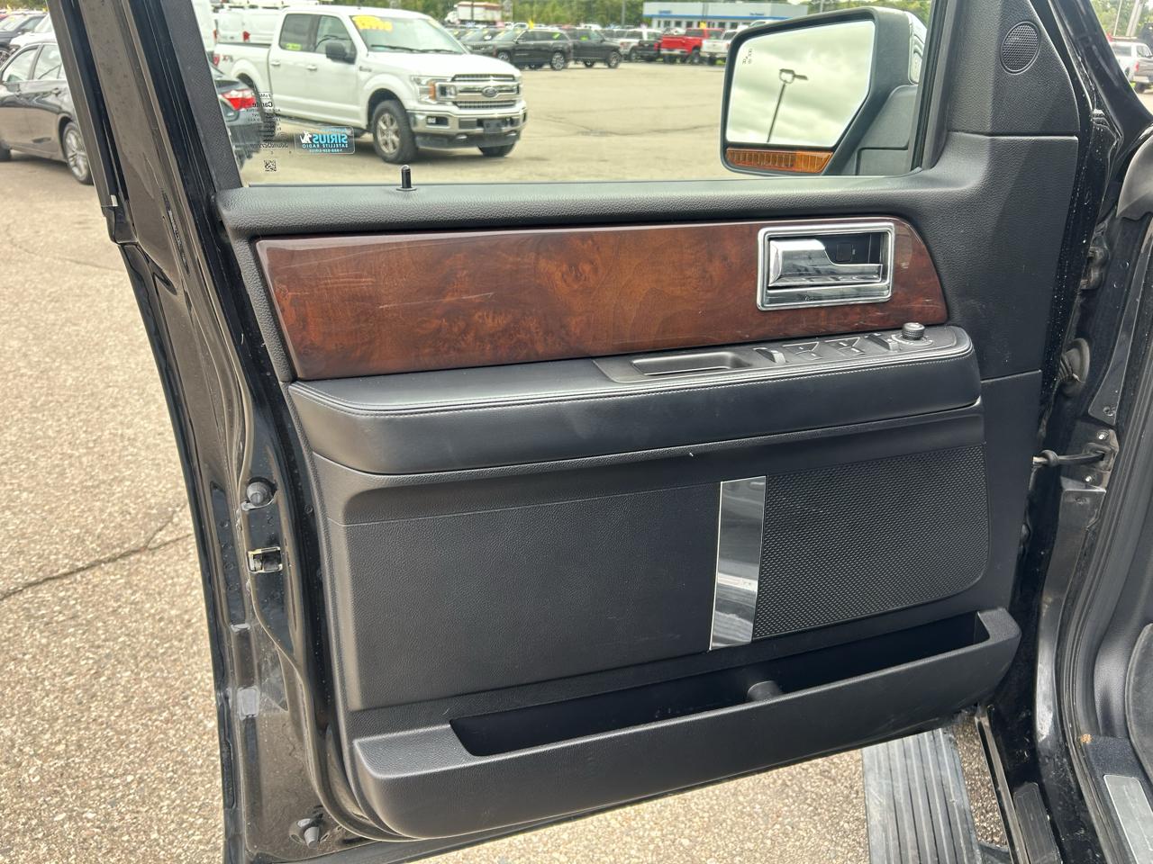 Lincoln Navigator L 4WD 4dr Select 2016