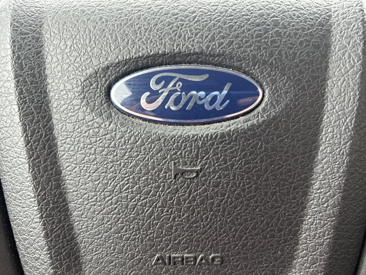 Ford F-150 4WD SuperCrew 145" XLT 2013