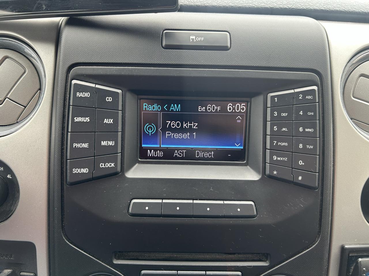 Ford F-150 4WD SuperCrew 145" XLT 2013