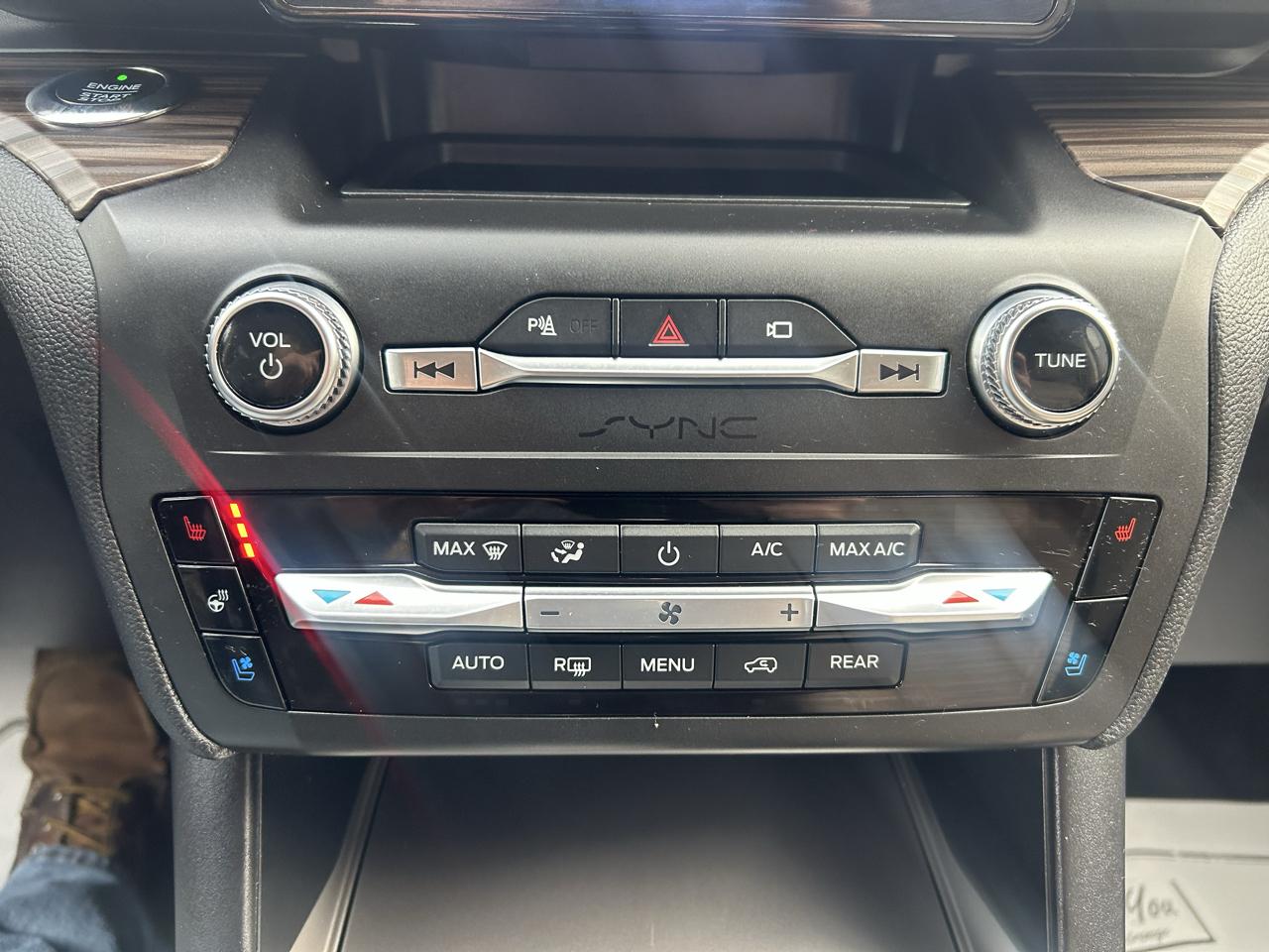 Ford Explorer Limited 4WD 2020