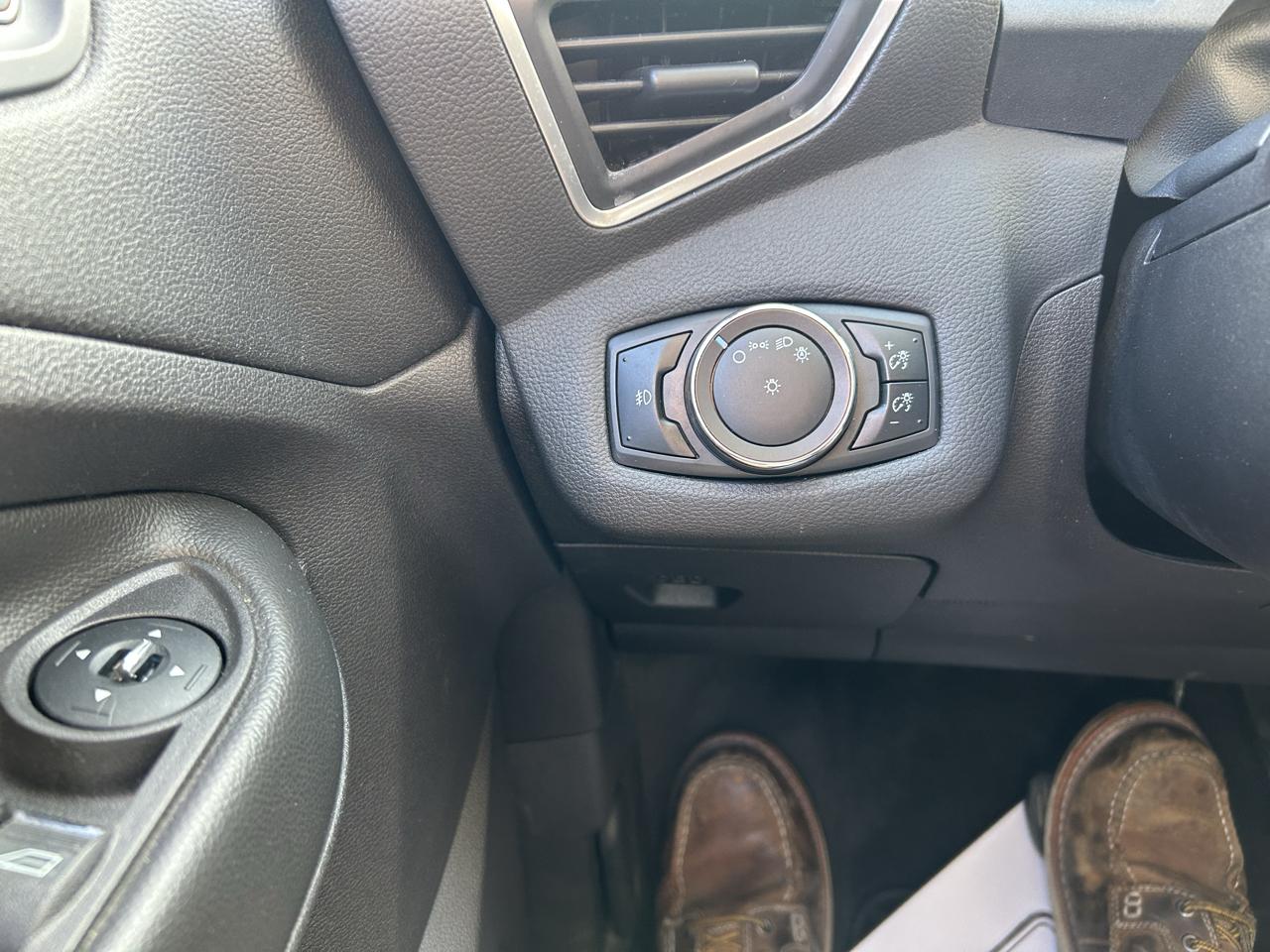 Ford Escape 4WD 4dr SEL 2013