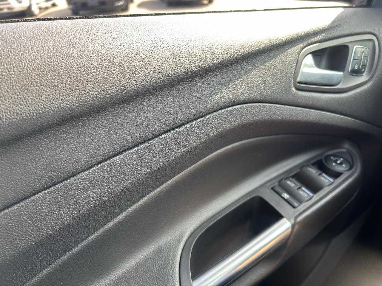 Ford Escape 4WD 4dr SEL 2013
