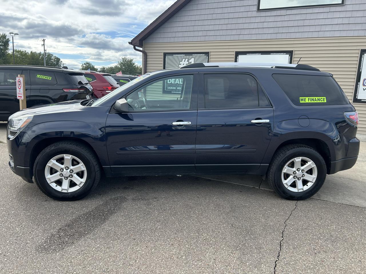 GMC Acadia FWD 4dr SLE w/SLE-1 2015