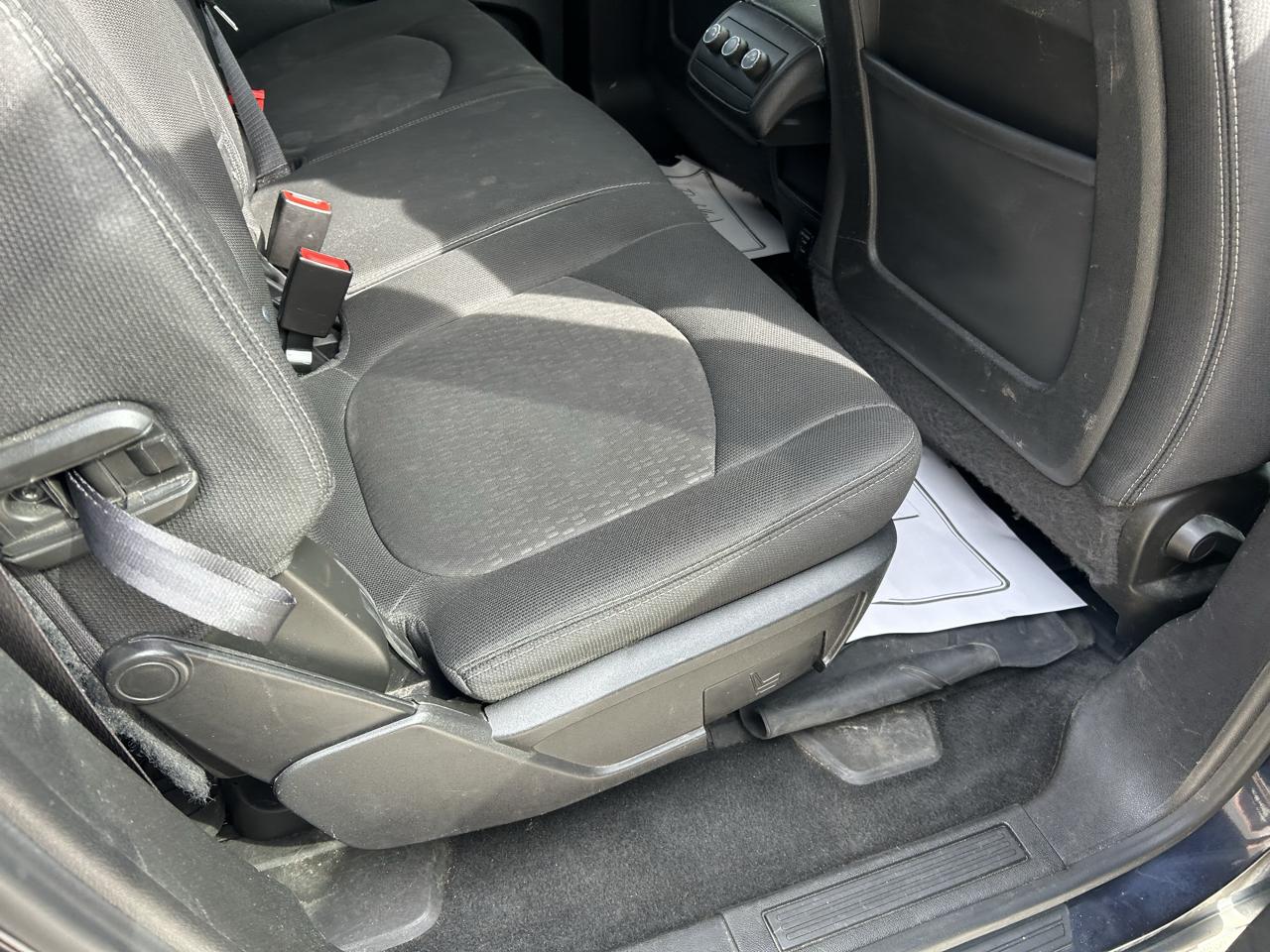 GMC Acadia FWD 4dr SLE w/SLE-1 2015