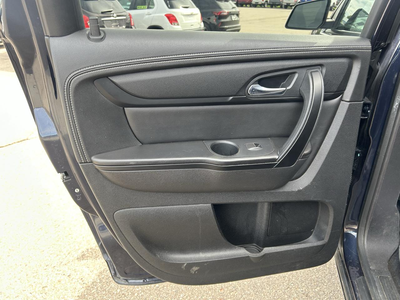 GMC Acadia FWD 4dr SLE w/SLE-1 2015