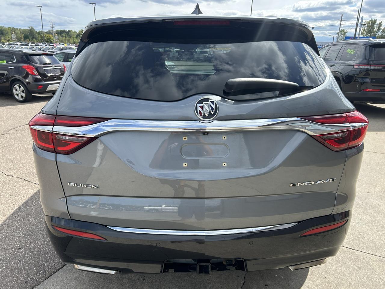 Buick Enclave FWD 4dr Essence 2018