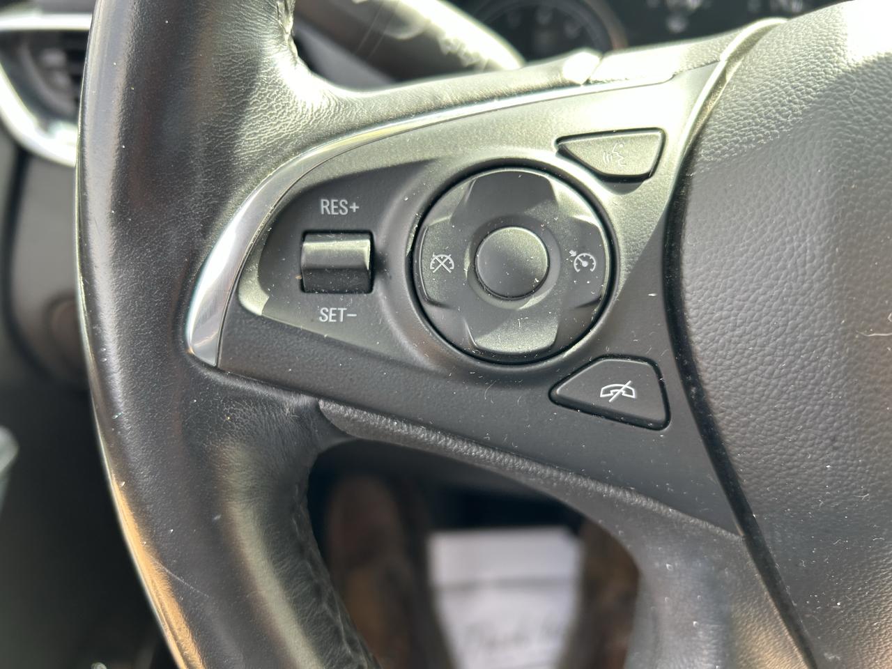 Buick Enclave FWD 4dr Essence 2018