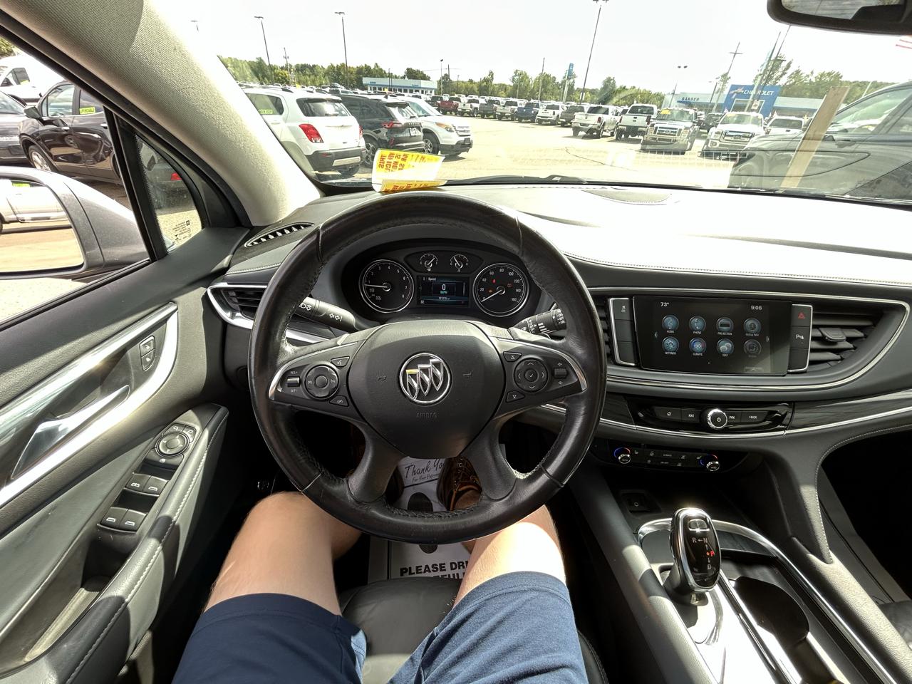 Buick Enclave FWD 4dr Essence 2018