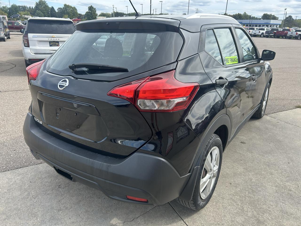 Nissan Kicks S FWD 2019