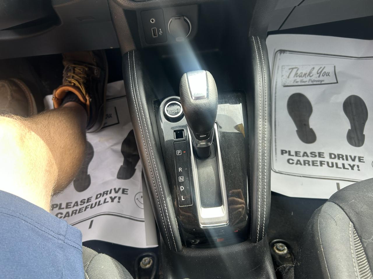 Nissan Kicks S FWD 2019