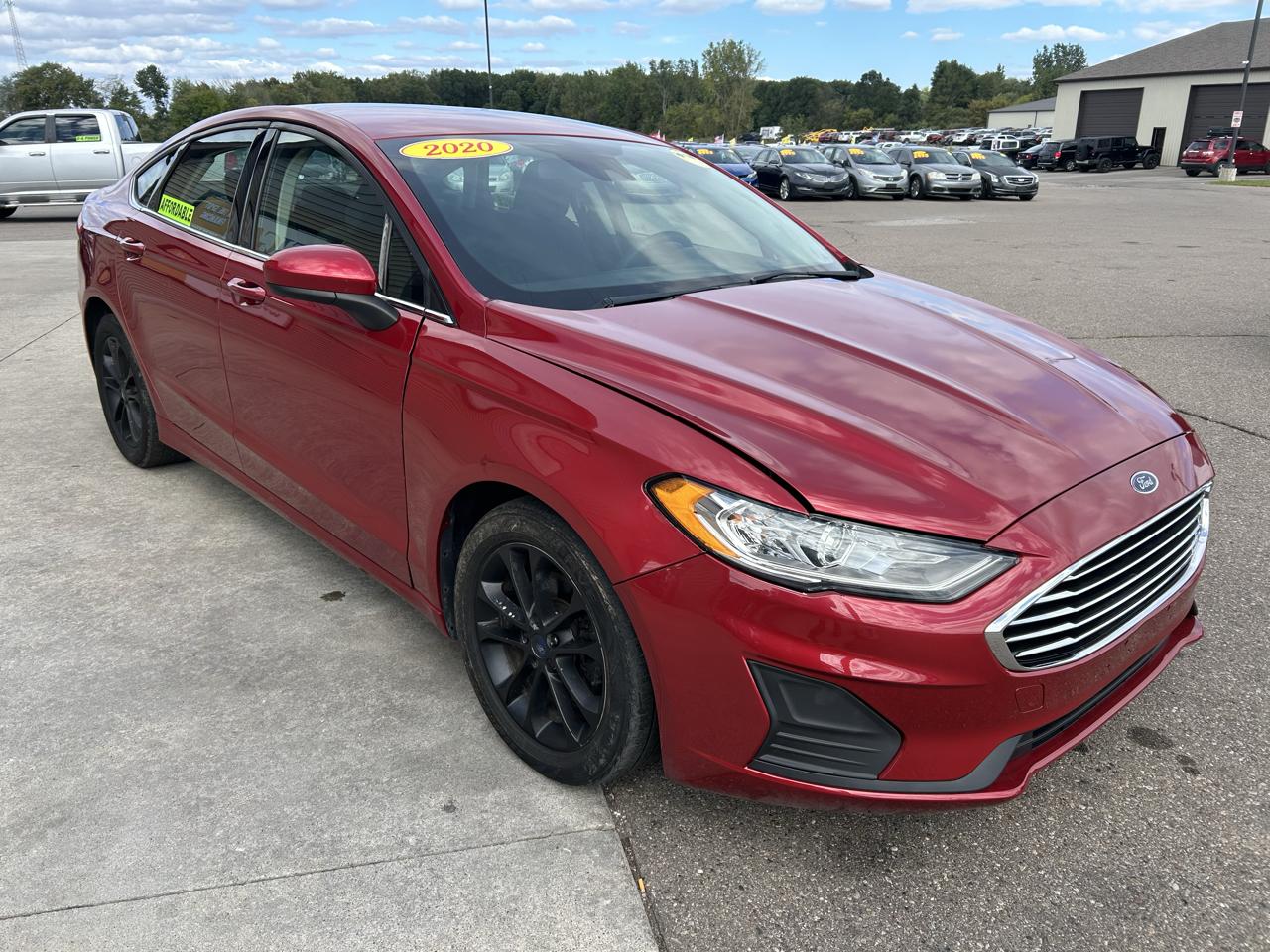 Ford Fusion SE FWD 2020