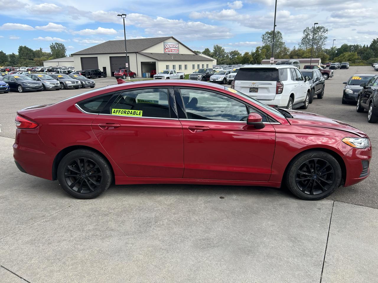 Ford Fusion SE FWD 2020