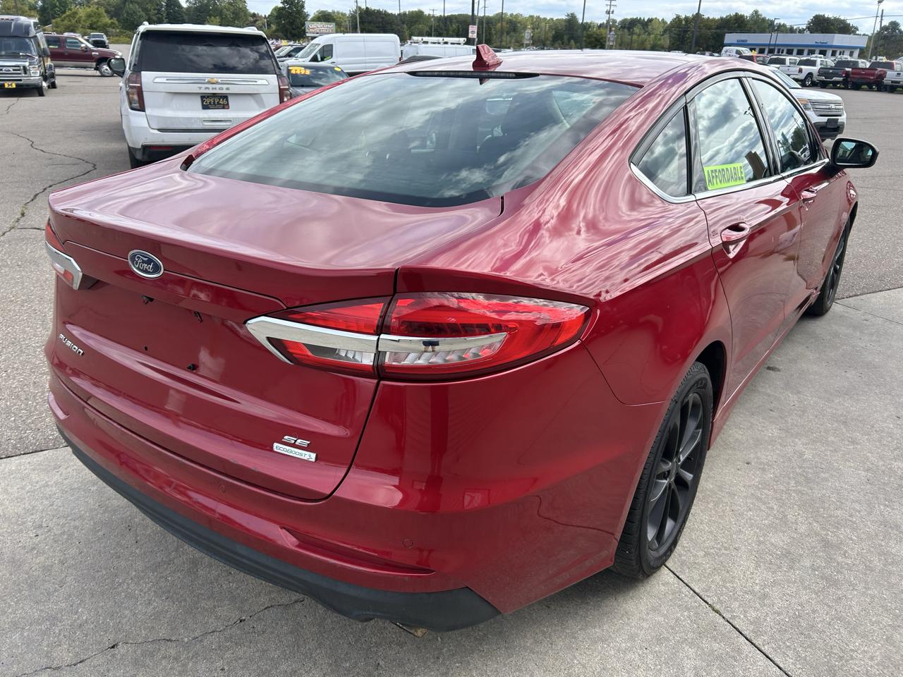 Ford Fusion SE FWD 2020