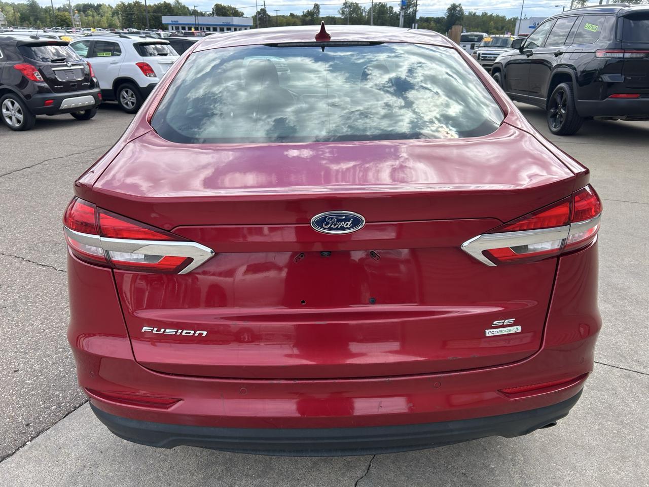 Ford Fusion SE FWD 2020