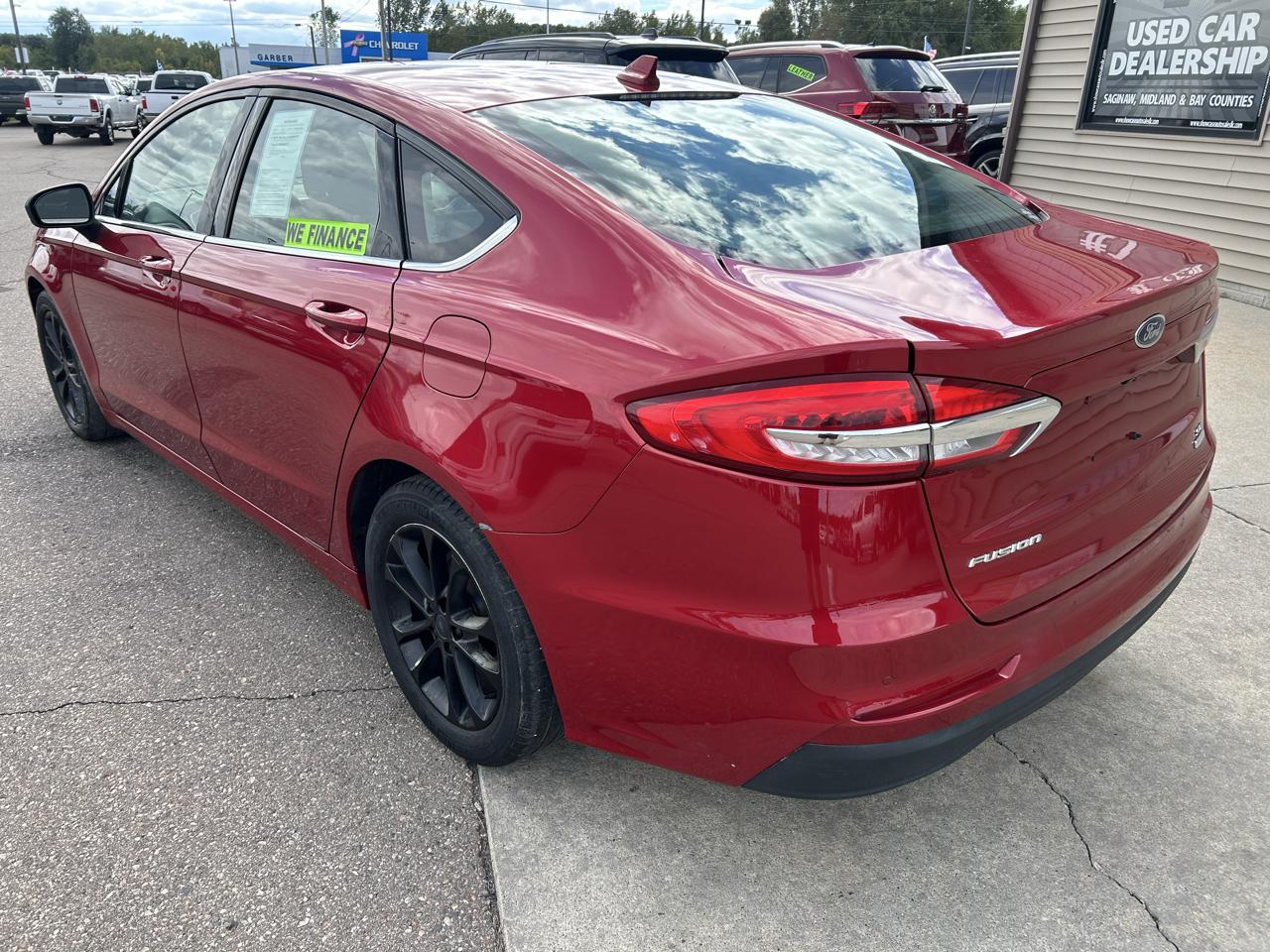 Ford Fusion SE FWD 2020