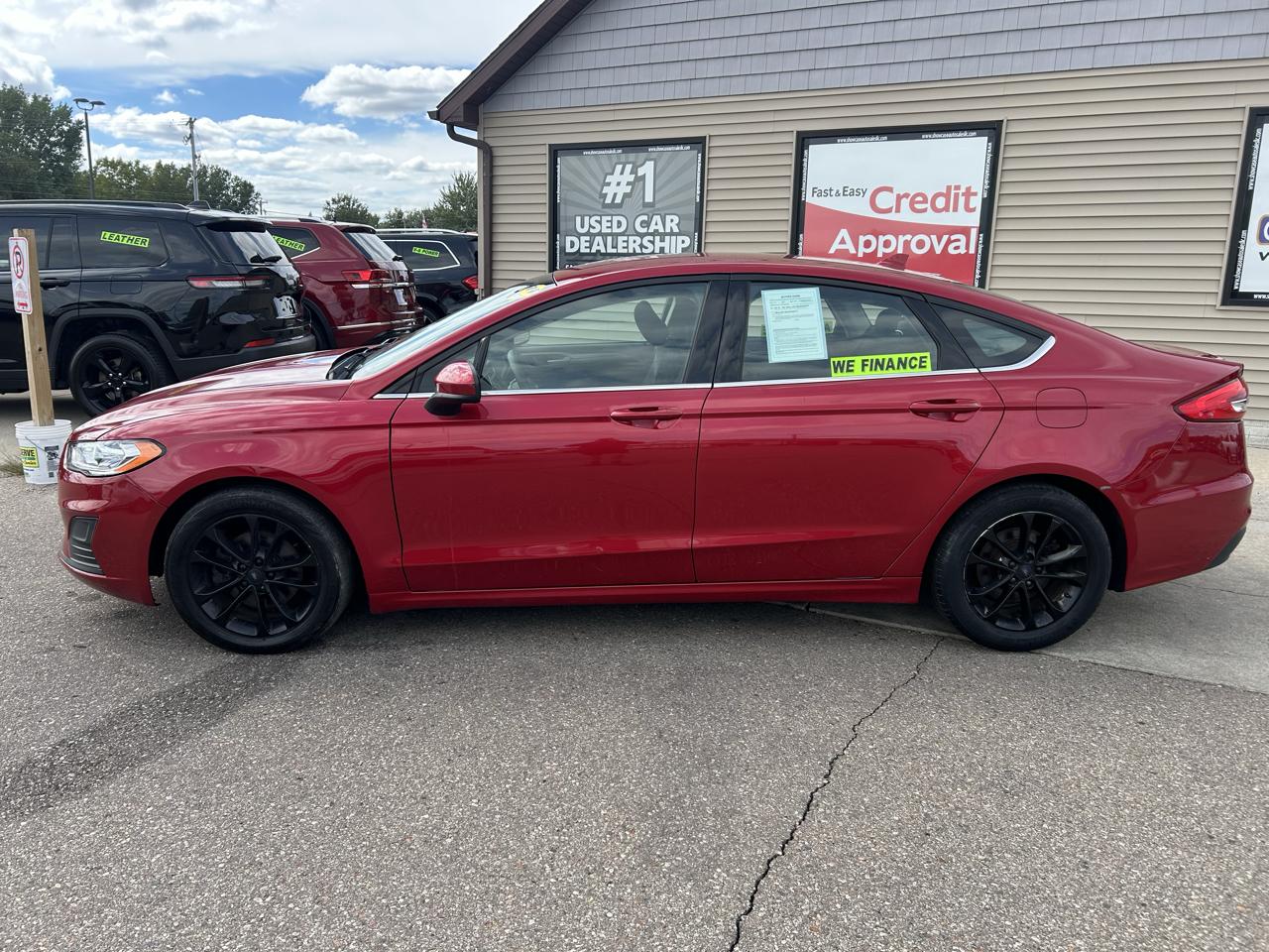 Ford Fusion SE FWD 2020