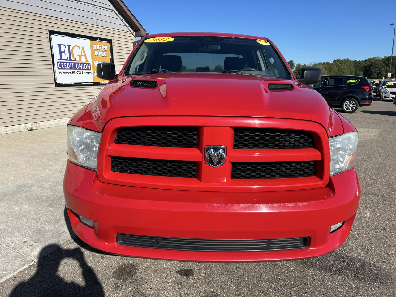 RAM 1500 4WD Crew Cab 140.5" Express 2012
