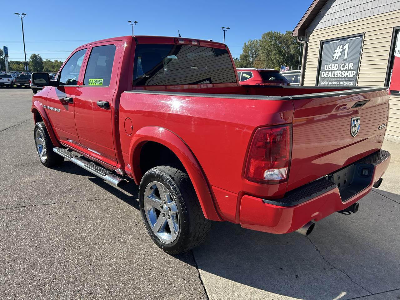 RAM 1500 4WD Crew Cab 140.5" Express 2012