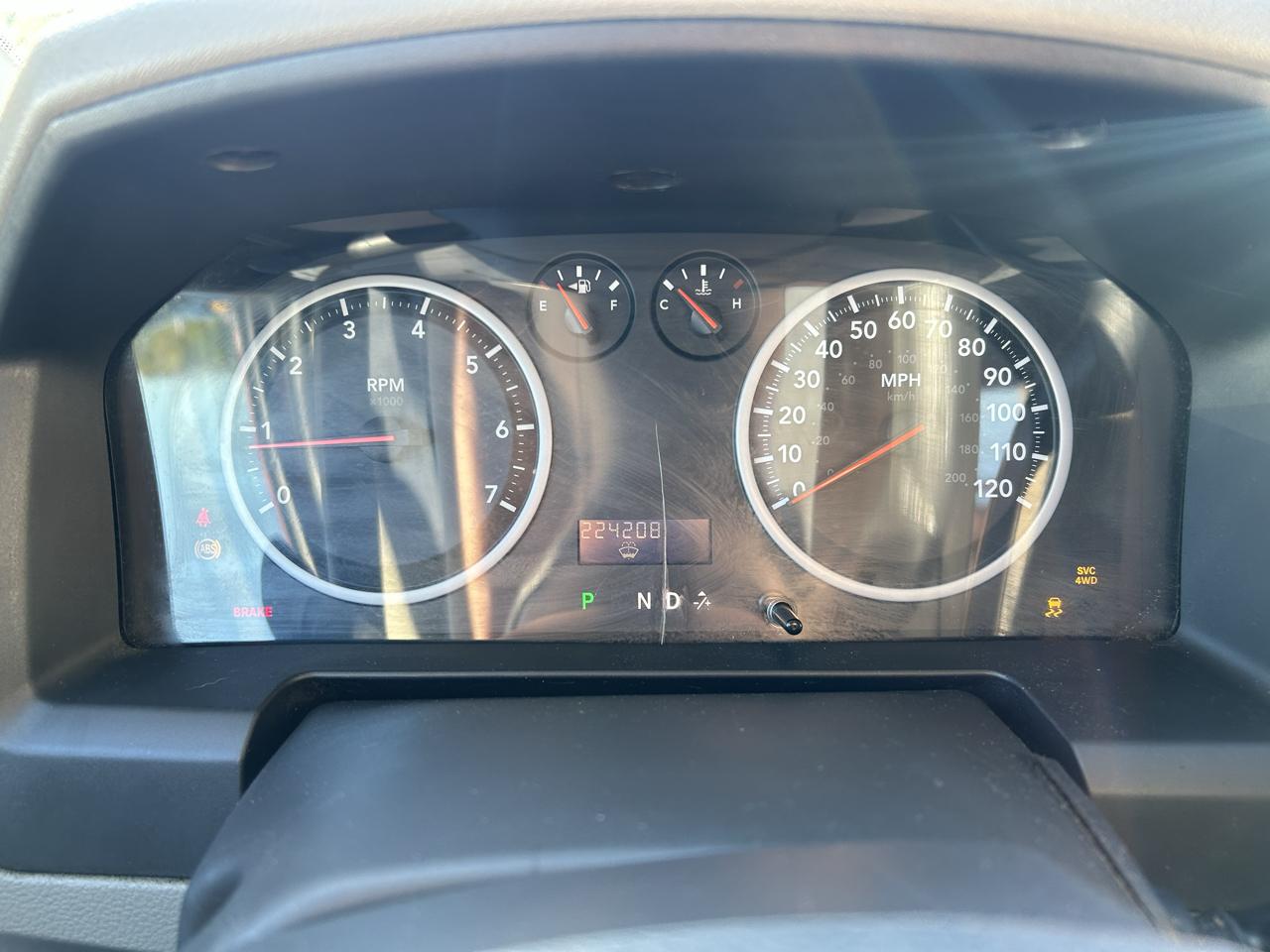 RAM 1500 4WD Crew Cab 140.5" Express 2012
