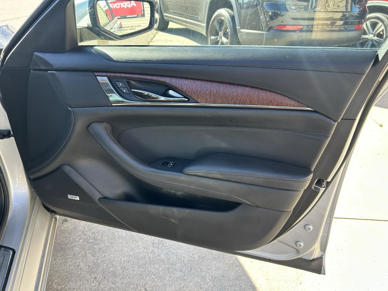 Cadillac CTS Sedan 4dr Sdn 2.0L Turbo Luxury AWD 2019