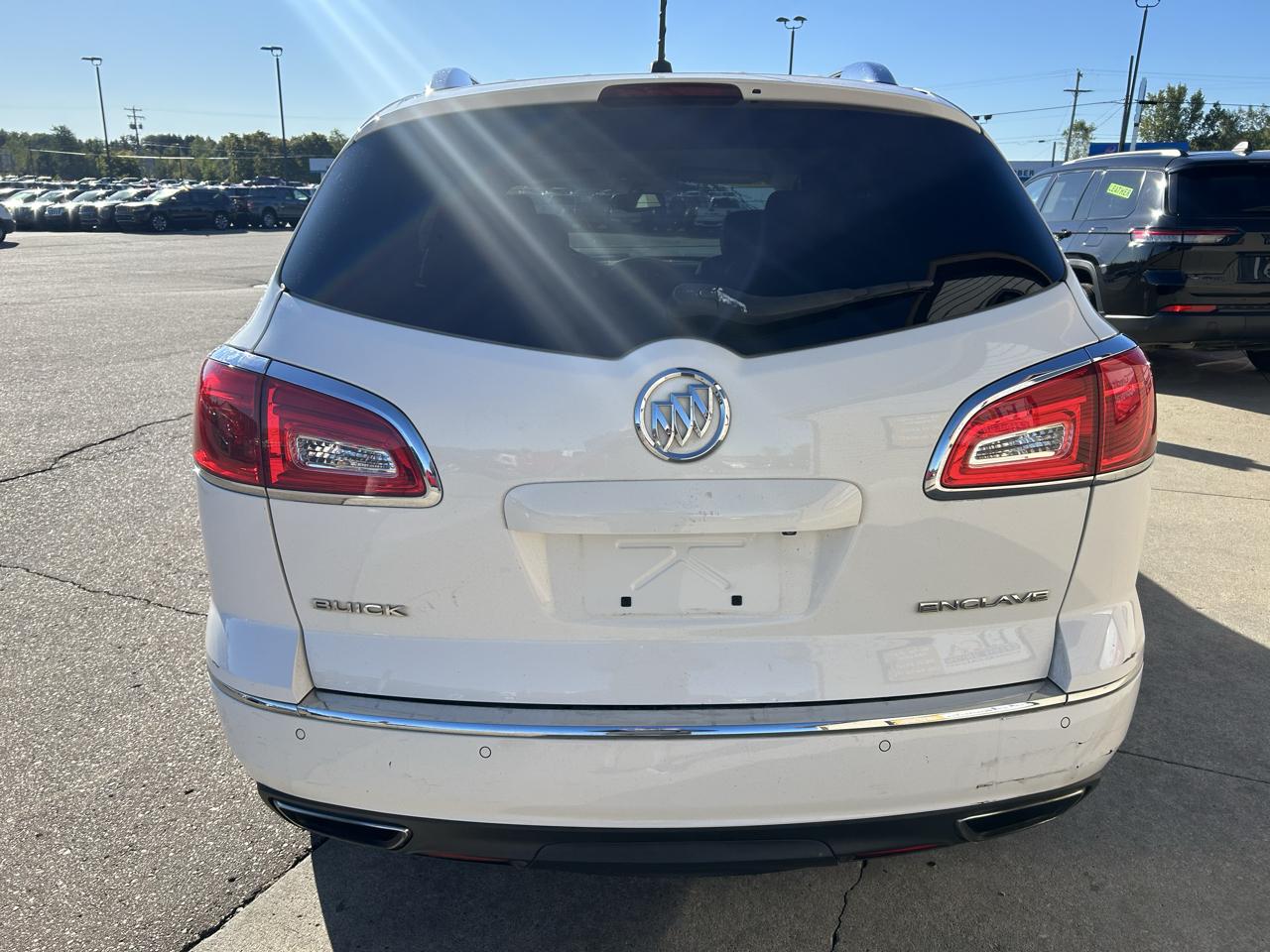 Buick Enclave FWD 4dr Leather 2014